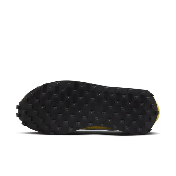 ld-1000-kod-producenta-hf3227700-marka-nike