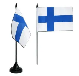 flaga-na-biurko-finlandia-10x15-cm-stojak-30-cm-flagi-finlandii-finland