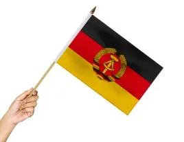 flaga-na-patyku-nrd-45x30-cm-flagi-niemiecka-republika-demokratyczna