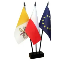 flagi-na-biurko-stojak-3-ramienny-flagi-do-wyboru-polska-usa-ue-i-inne