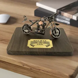 model-motocykla-z-dedykacja-na-urodziny-dla-faceta