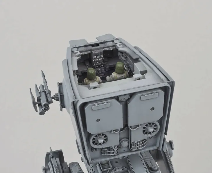 star-wars-at-st-1-48-waga-z-opakowaniem-0-348-kg