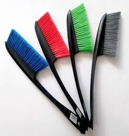 skrobaczka-do-szyb-szczotka-2w1-skrobak-lodu-szronu-sniegu-42-cm