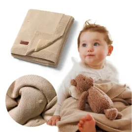 babyono-zimowy-cieply-dwustronny-kocyk-podszyty-flanela-1671-02-jasny-bez