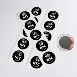 naklejka-nfc-przyloz-telefon-czarna-antymetal-ntag213-o25-mm-30-szt