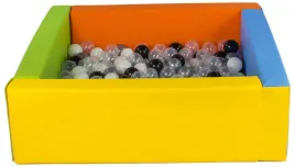 kwadratowy-suchy-basen-z-ekoskory-z-200-pileczkami-bezpieczna-zabawa-xxl