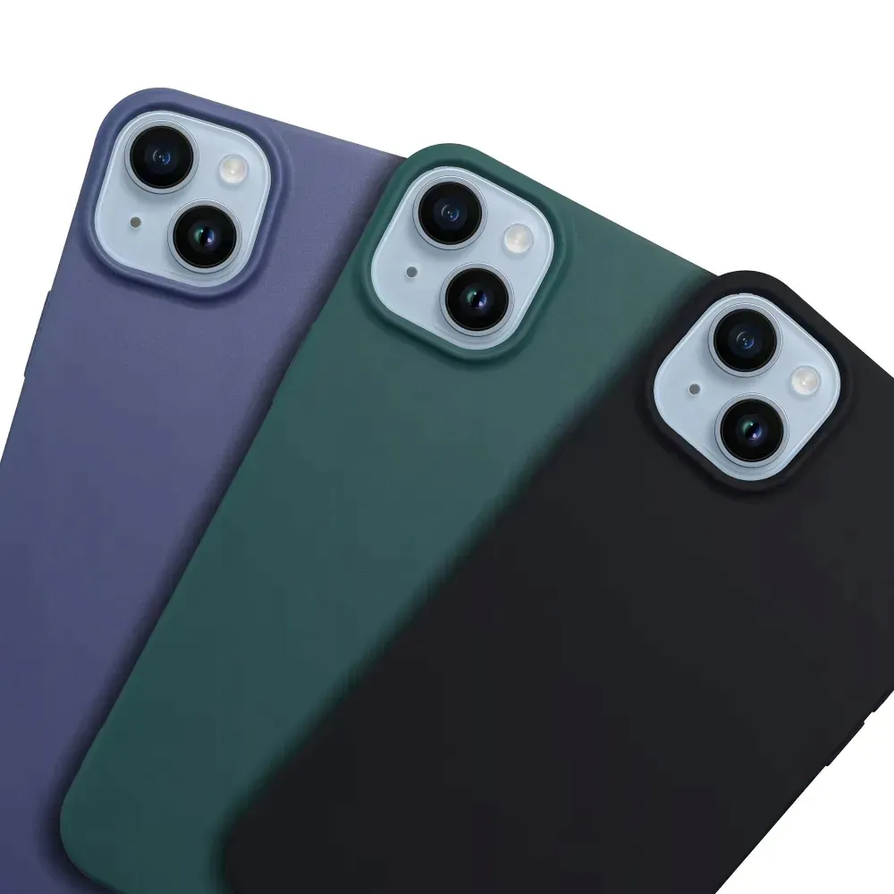 futeral-matt-do-iphone-14-pro-max-czarny