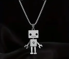 naszyjnik-lancuszek-z-ruchomym-robotem-smieszny-prezent