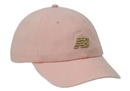 czapka-z-daszkiem-new-balance-brzoskwiniowa-z-logo