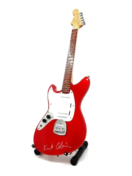 mini-gitara-kurt-cobain-nirvana-mgt-0277-skala-1-4