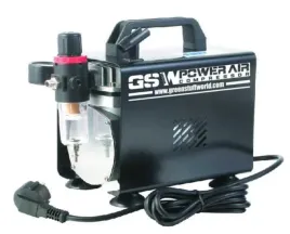 green-stuff-world-kompresor-do-aerografu-220-240v