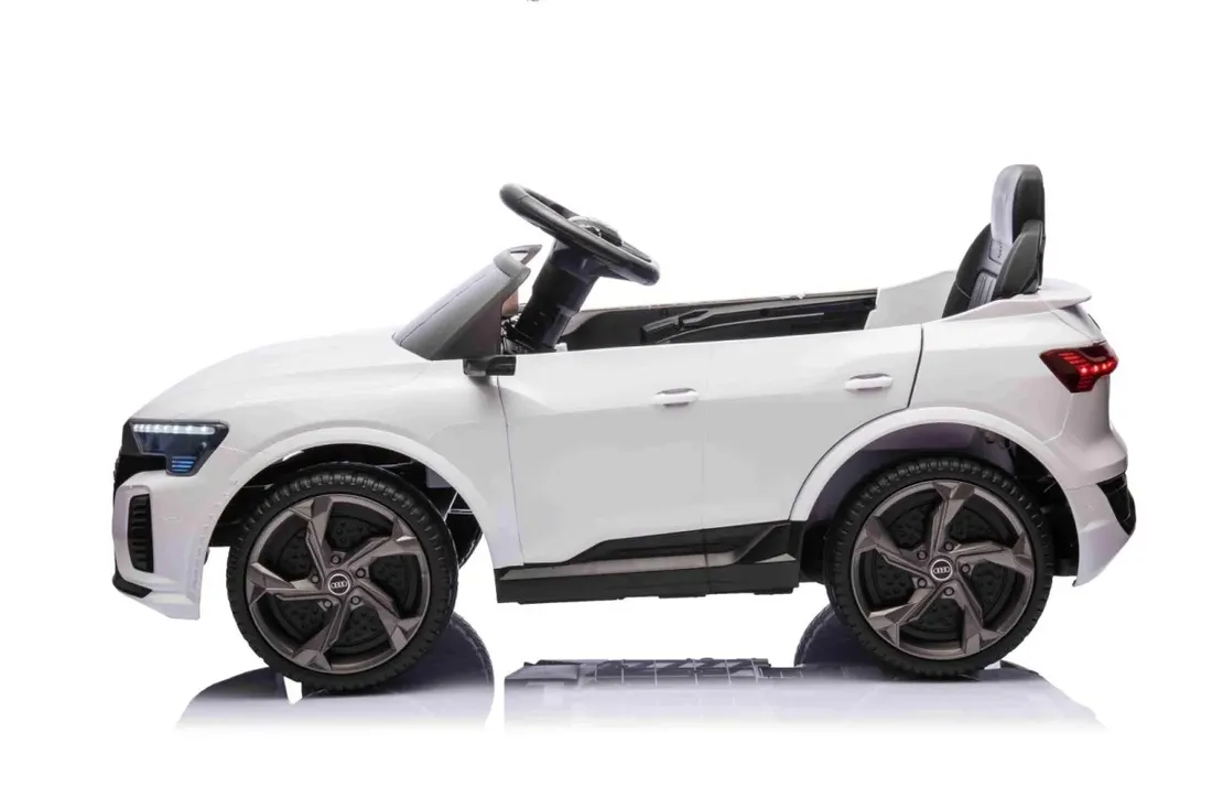 pojazd-audi-sq8-bialy-stan-nowy