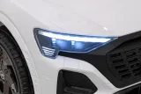 pojazd-audi-sq8-bialy-stan-nowy