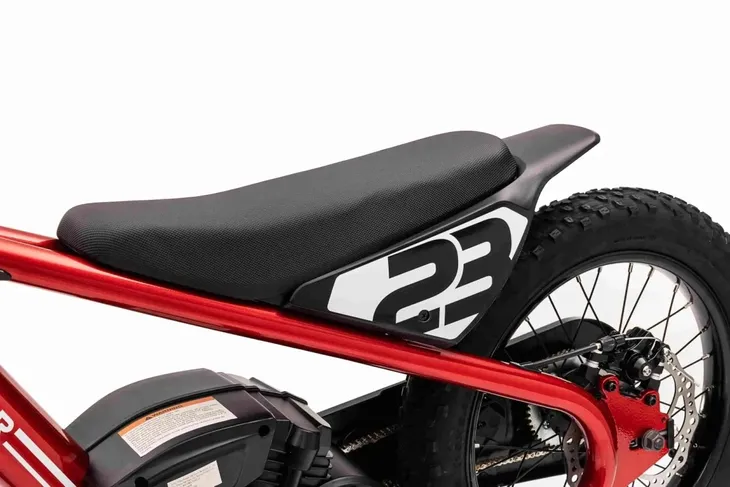 motor-baigor-23-pro-czerwony-stan-nowy