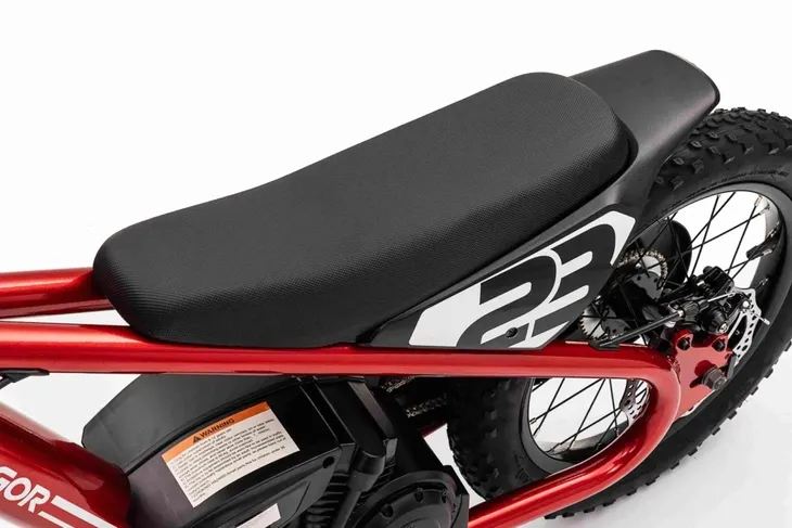 motor-baigor-23-pro-czerwony-stan-nowy