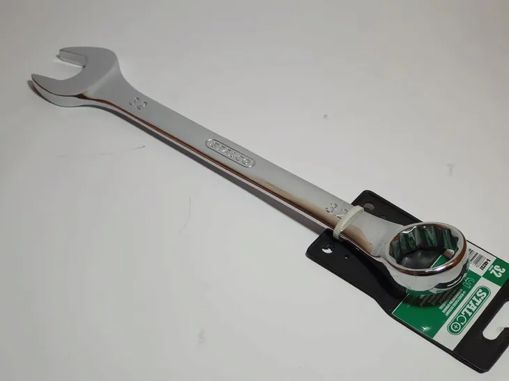 klucz-pla-ocz-32mm-waga-z-opakowaniem-0-5-kg