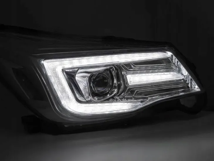 lampy-reflektory-chrome-led-do-subaru-forester-iv-jakosc-czesci-zgodnie-z-gvo-p-zamiennik-o-jakosci-porownywalnej-do-oryginalu