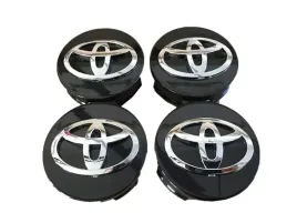 4sztuki-dekielki-kol-felg-kapsle-emblematy-wymiar-62mm-do-toyota-yaris