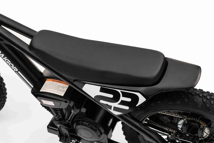 motor-baigor-23-pro-czarny-stan-nowy