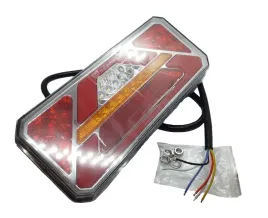 lampa-tylna-zespolona-led-z-trojkatem-lewa