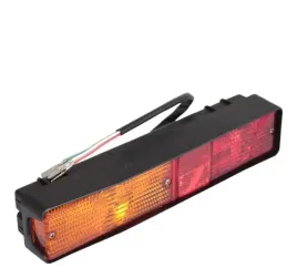 lampa-tylna-prawa-lewa-cobo-300x62x62mm-massey-ferguson-serie-300