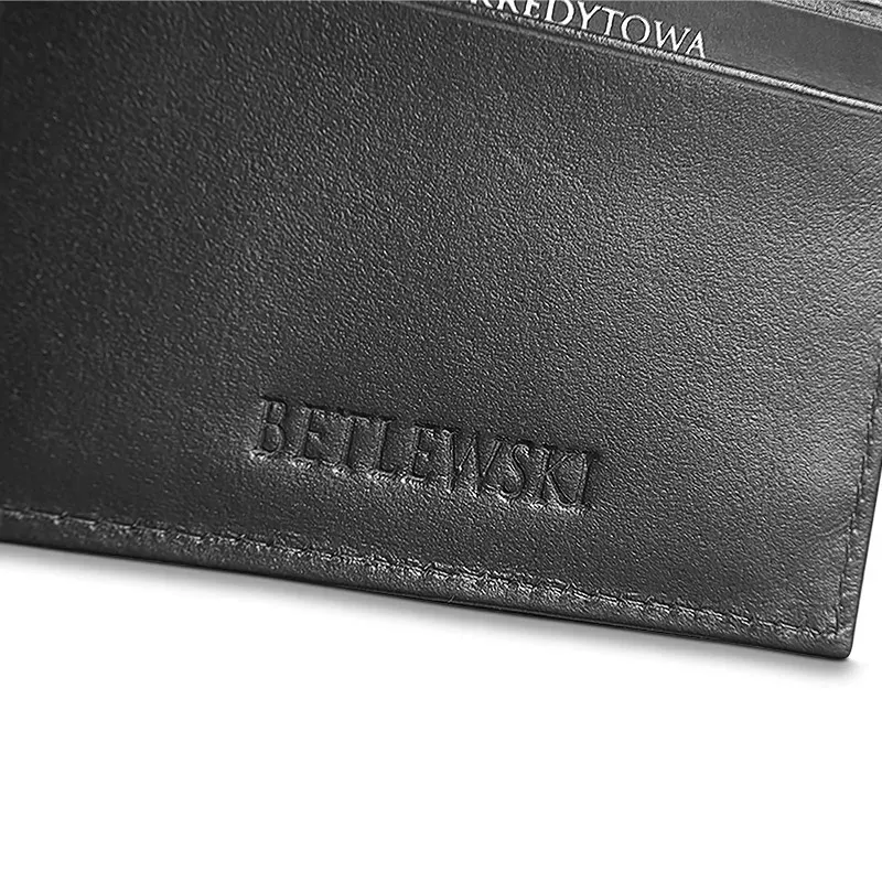 etui-na-karty-classic-czarny-stan-nowy