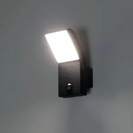 lampa-scienna-zewnetrzna-z-czujnikiem-ruchu-i-zmierzchu-kinkiet-led-9w
