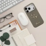 etui-guess-silicone-big-4g-script-do-iphone-17-pro-brazowy-stan-nowy-typ-plecki