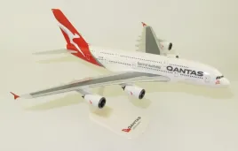 model-samolotu-airbus-a380-qantas-1-250-vh-oql