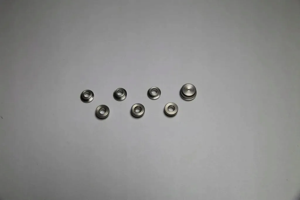 tk-cs002-tulejki-metalowe-stan-nowy