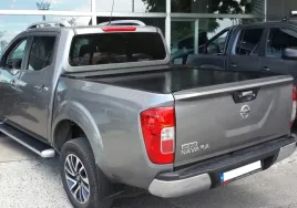 nissan-navara-np300-d-23-hilux-zabudowa-roleta