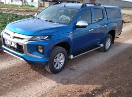 mitsubishi-l-200-2021-navar-d23-zabudowa-hardtop