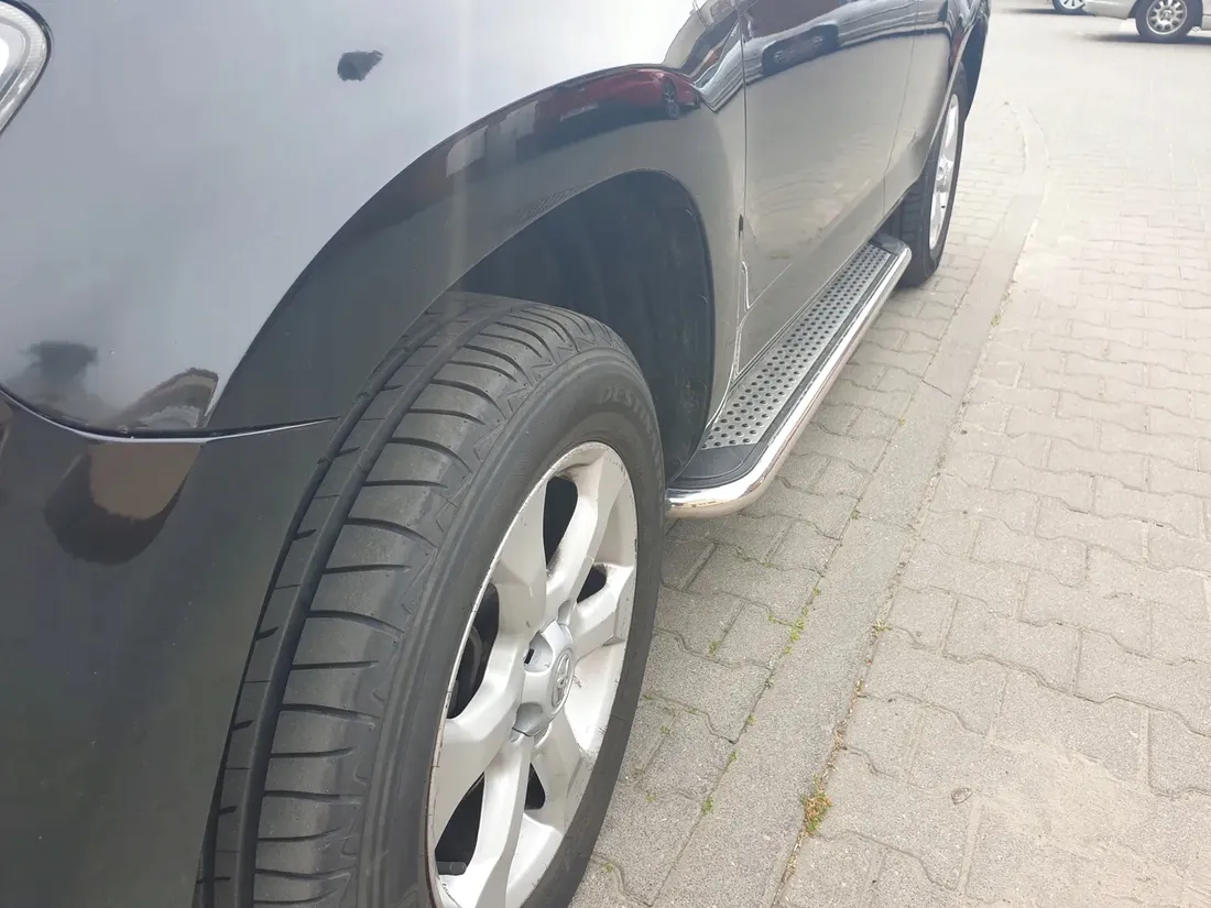 ford-kuga-2019-orurowanie-boczne-stopnie-boki-progi