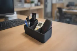 stojak-organizer-na-piloty-telefon-pojemnik-4-komorowy