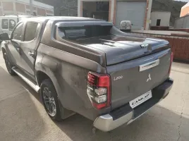 mitsubishi-l-200-2020-d-max-zabudowa-hardtop-szczelna-mocna-ladna