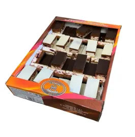 adamek-krajanka-z-pianka-o-smaku-smietankowym-torcik-maestro-1-9-kg