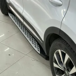 honda-cr-v-2018-2023-orurowanie-piekne-stopnie-boczne-progi-mocne