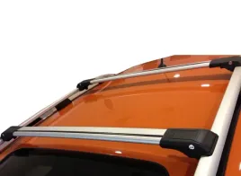 dacia-sandero-relingi-dachowe-bagaznik-mocny-cichy-mocny
