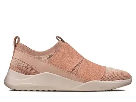 polbuty-damskie-clarks-sift-slip-bezowo-rozowe-skorzane-wsuwane-355