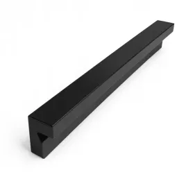 uchwyt-meblowy-dlugi-do-szafy-ua02-anoda-czarny-mat-l-600-mm