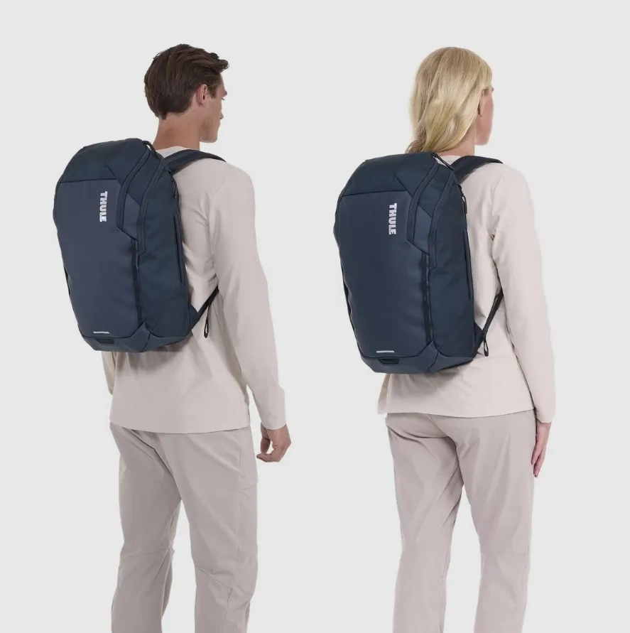 thule-chasm-recycled-backpack-26l-darkest-blue-3205583-or-thule-stan-nowy