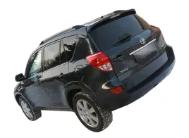 toyota-rav-2006-relingi-dachowe-bagaznik-mocne