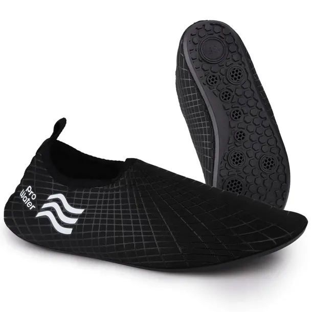 buty-do-wody-prowater-czarne-stan-nowy
