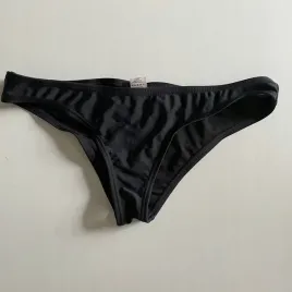 dol-od-stroju-kapielowego-majtki-od-bikini-czarne-south-beach-s