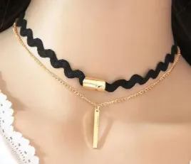 czarny-choker-naszyjnik-chocker-zloty-tasiemka-z-przywieszka