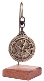 astrolabium-miniatura-h81-na-podstawie-drewnianej