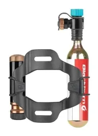 zestaw-naprawczy-pompka-reczna-co2-blackburn-pro-plugger-co2-tire-repair