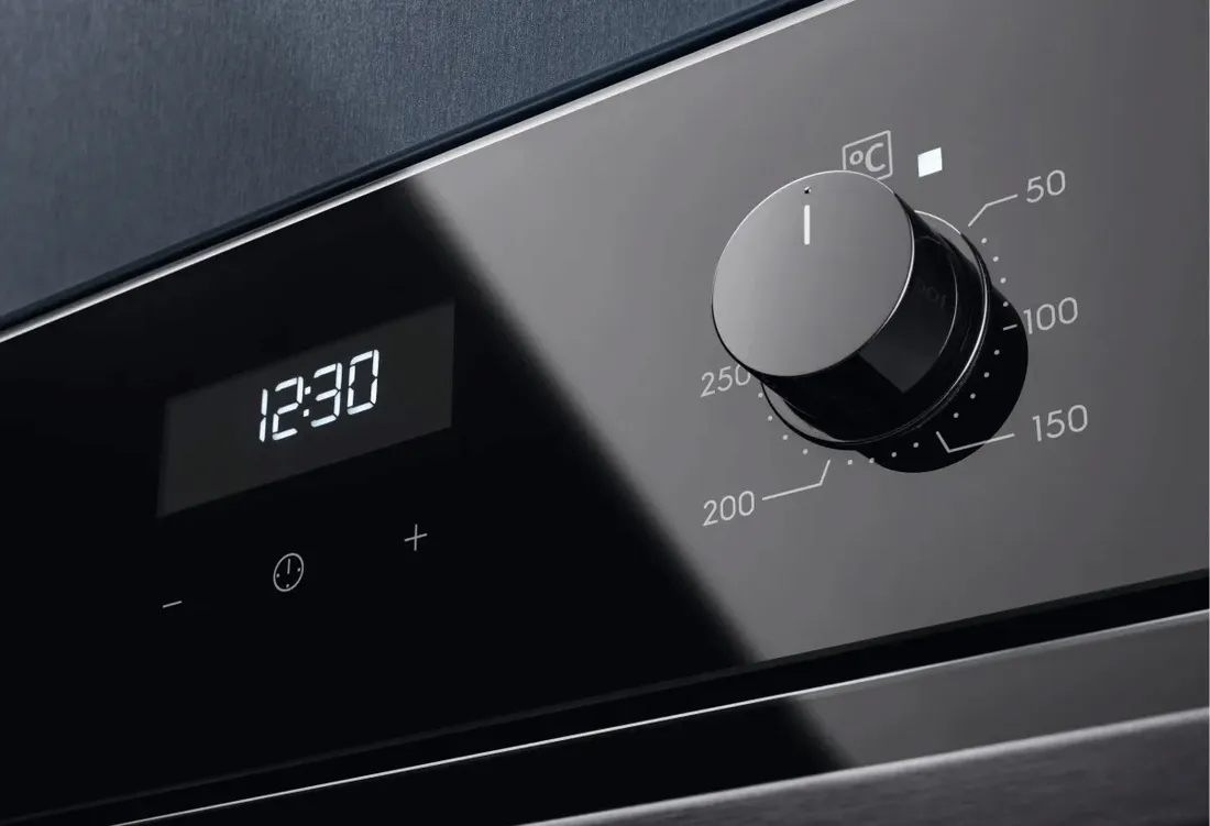 piekarnik-electrolux-eof5c50bz-stan-nowy