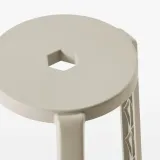 ikea-ibbarbo-stolek-bezowy-kolor-mebla-odcienie-bezu