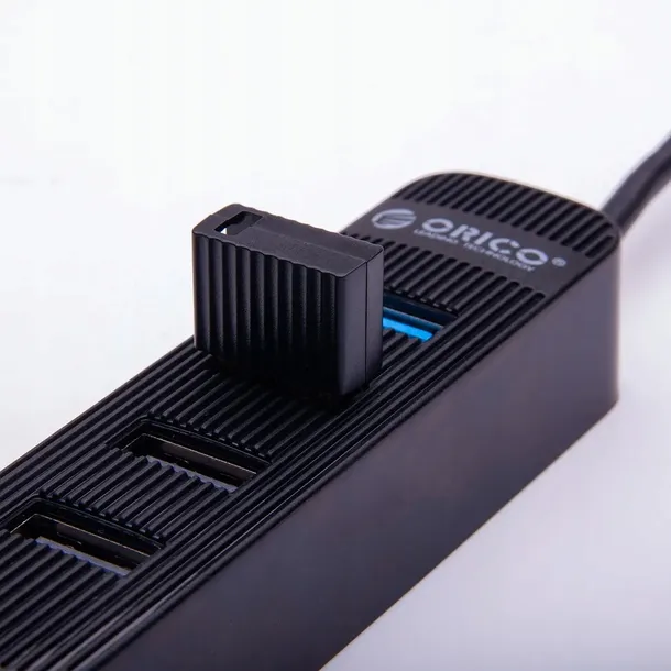orico-adapter-bluetooth-5-0-usb-a-czarny-certyfikat-ce
